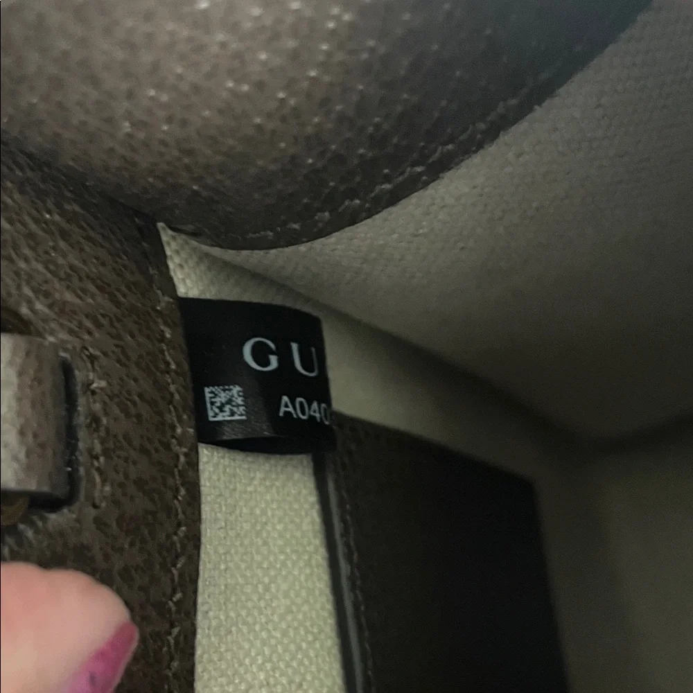 Gucci Jumbo GG Canvas Tote Mini in Brown and Tan with Adjustable Strap - Picture 8 of 11